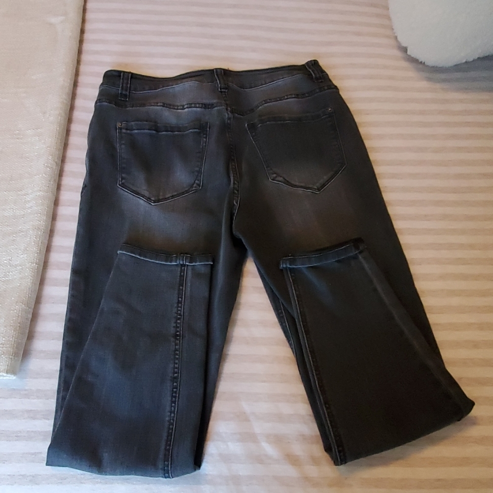 Jeans - Picture 3 of 3